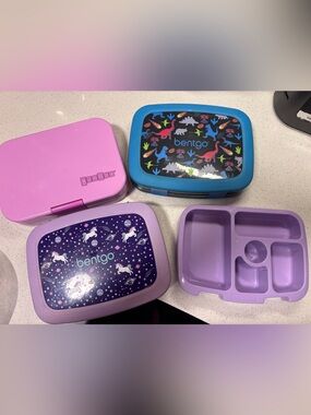 Lot of Bentgo/yumbox kids lunch boxes